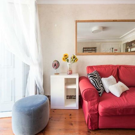 Cozy Apartment In Historic Center リスボン エクステリア 写真
