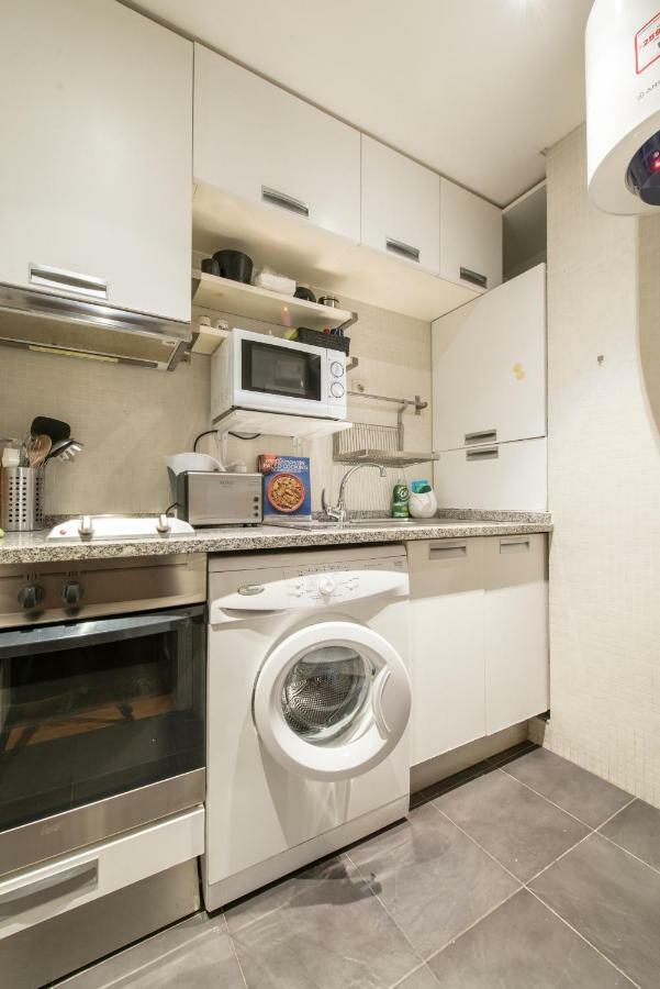 Cozy Apartment In Historic Center リスボン エクステリア 写真